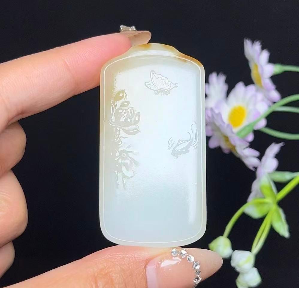 和田玉糖白平安无事牌（34.1g）