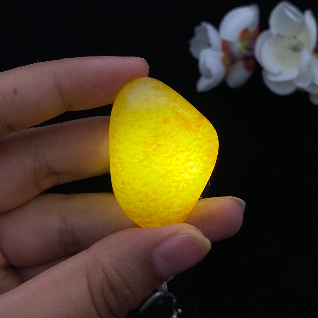 和田玉满洒金皮籽料挂件（22.3g）