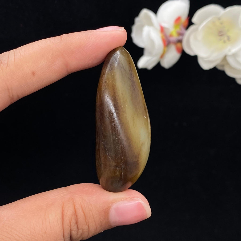 和田玉秋梨黄皮籽料挂件（34.9g）
