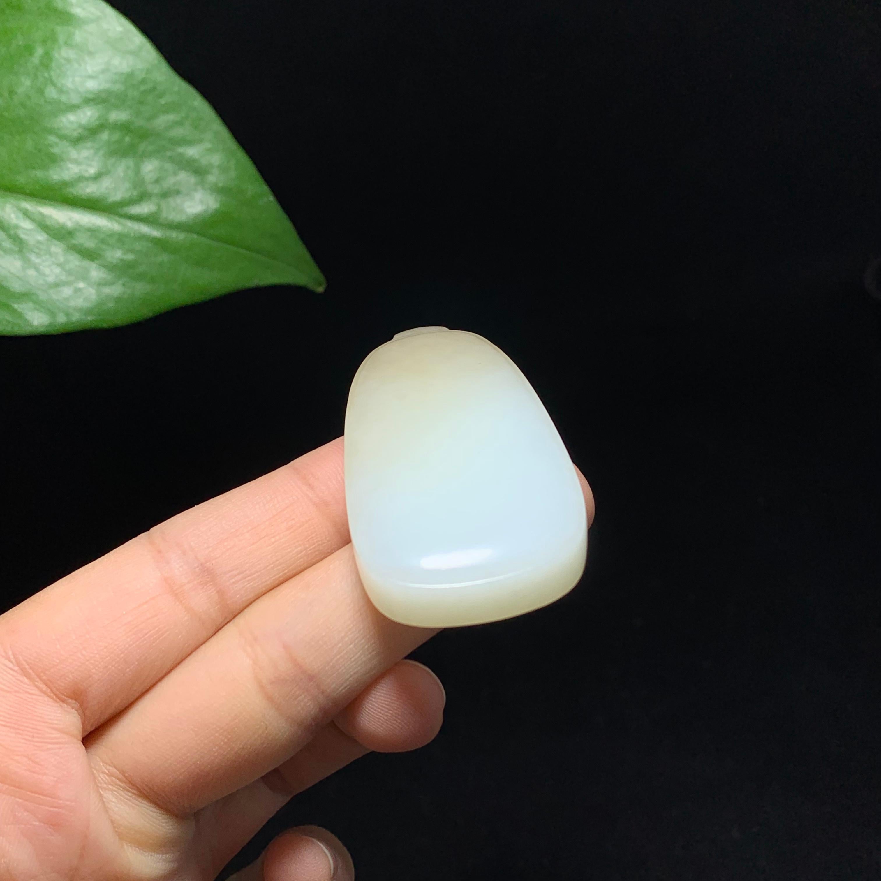 高品质新疆且末糖白玉无事牌（30.9g）