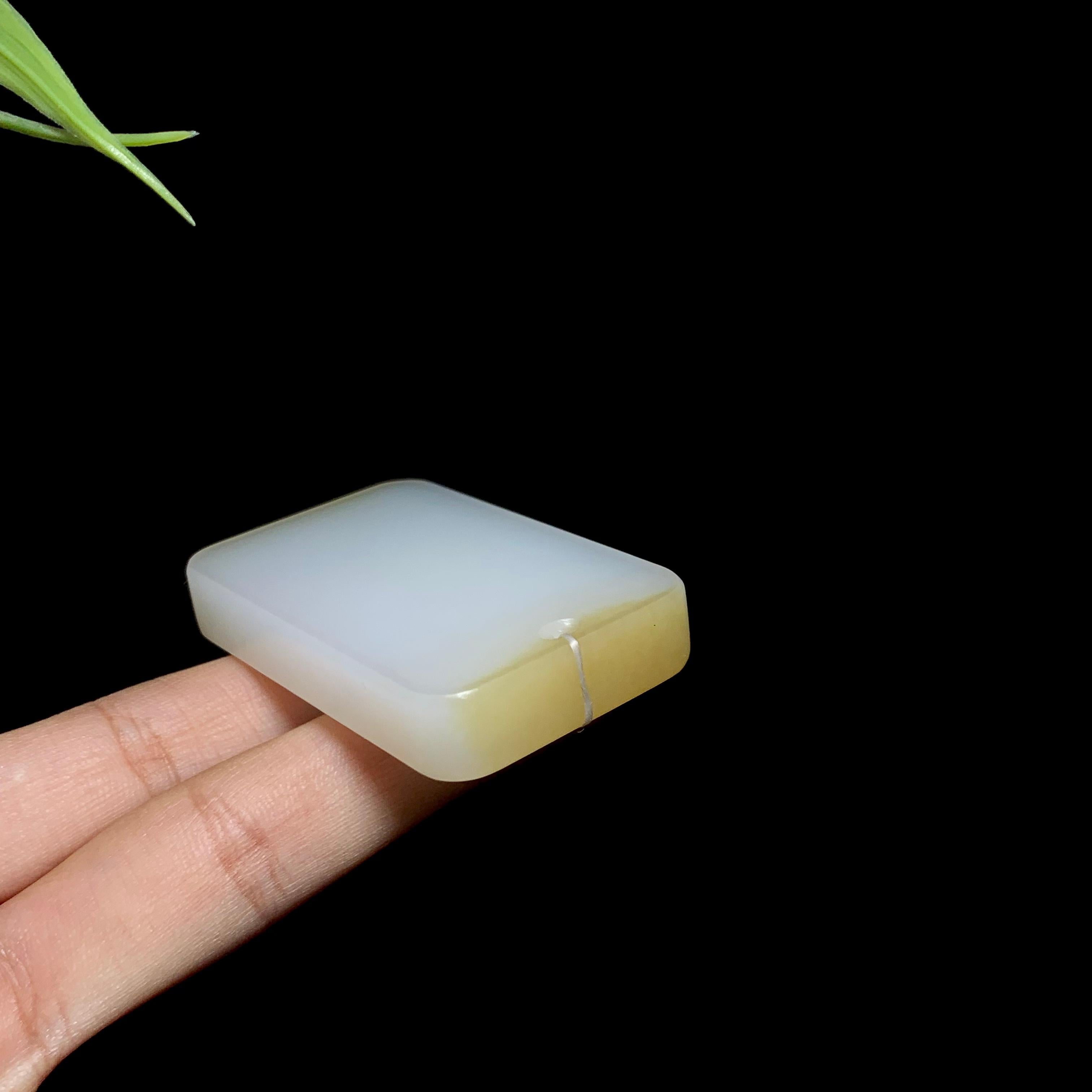 精品和田羊脂糖白玉无事牌（54.8g）