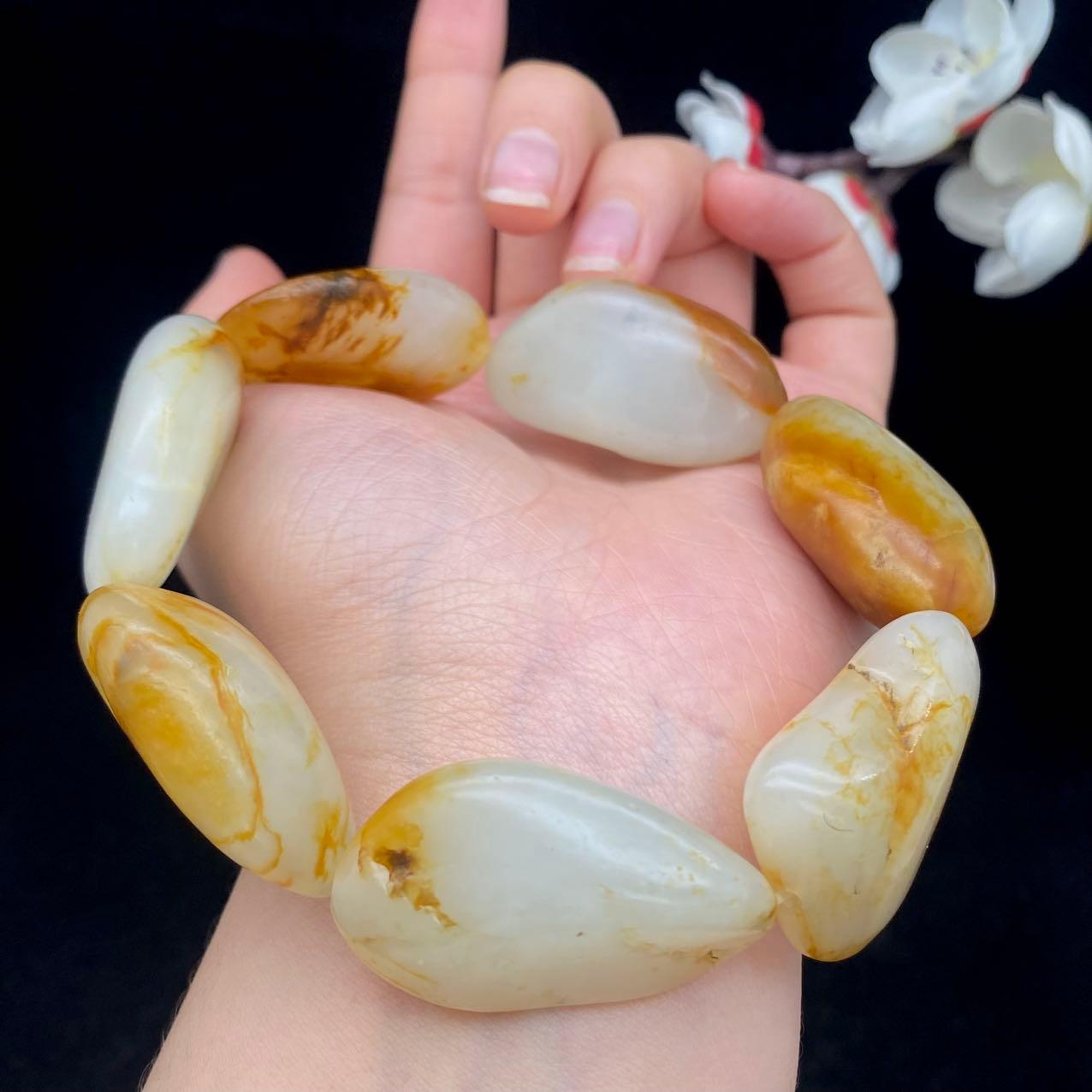 和田玉洒金皮【精品手串】（123.1g）