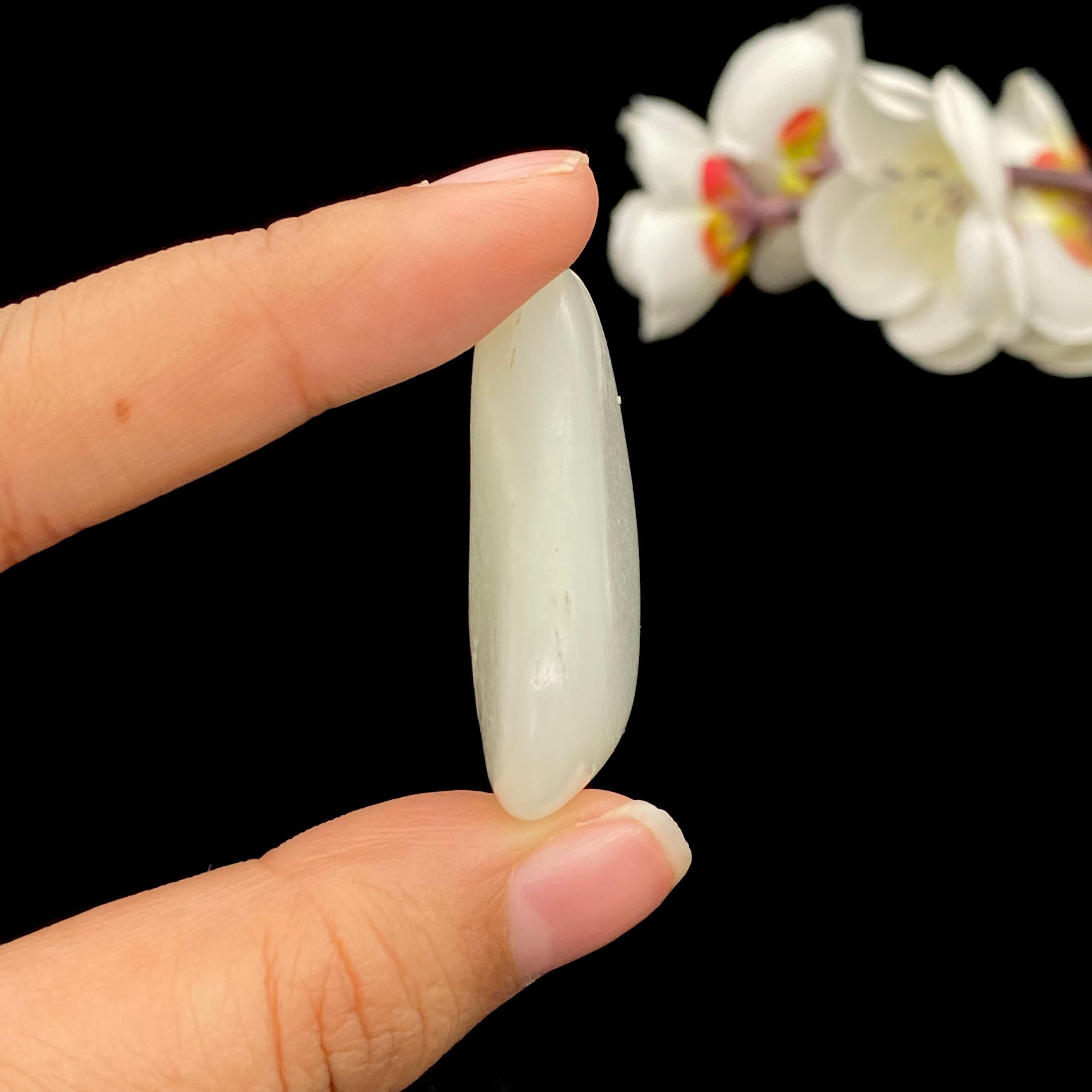 和田玉白玉籽料挂件（22.6g）