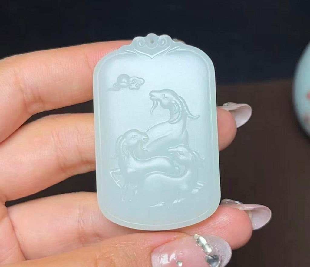精品和田羊脂玉生肖羊三阳开泰（35.5g）