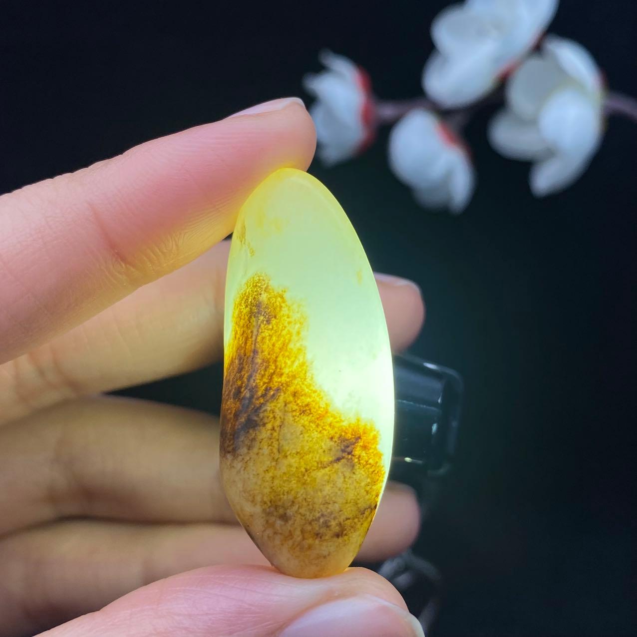 和田玉秋梨皮籽料吊坠籽（13.4g）