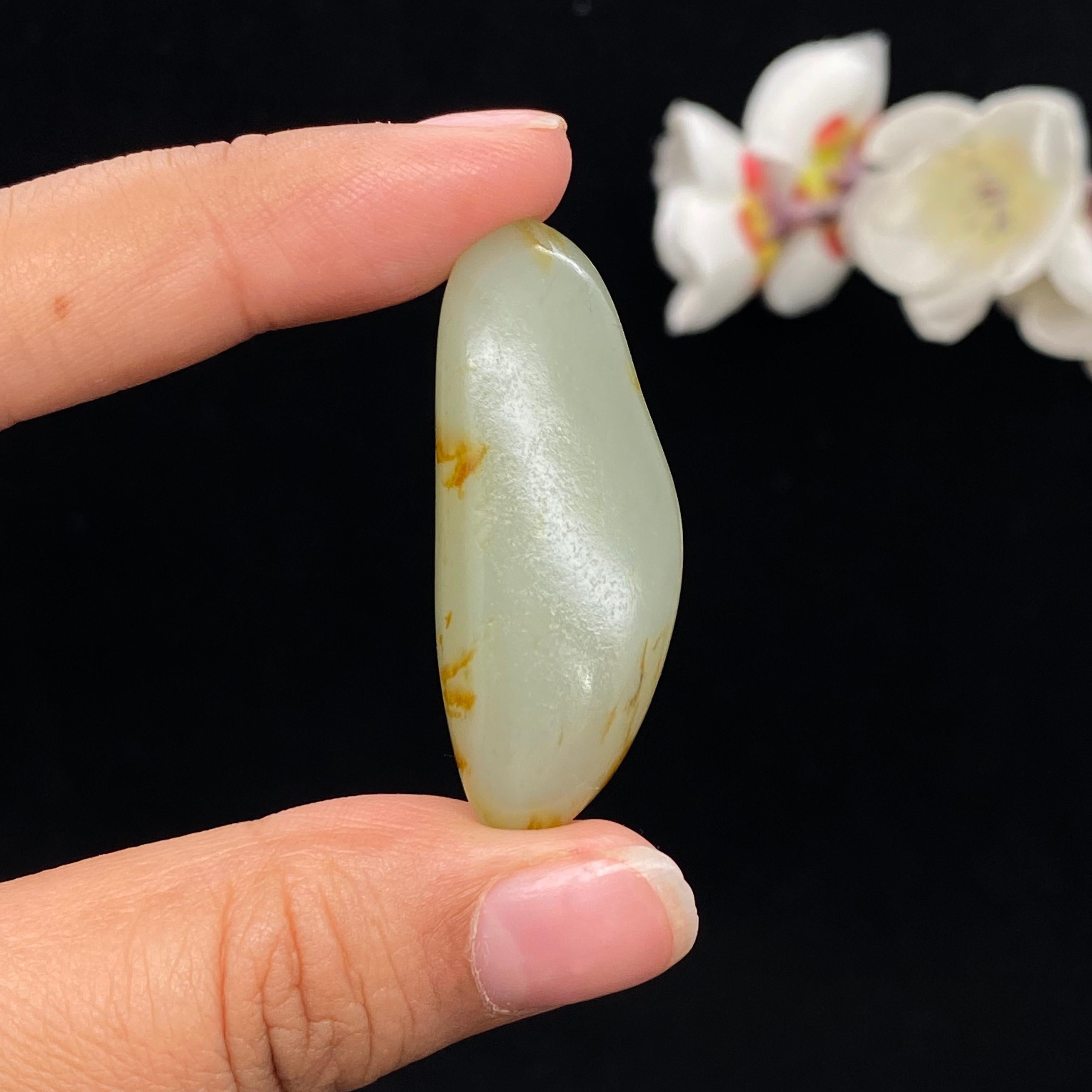 和田玉洒金皮籽料吊坠籽（15.1g）