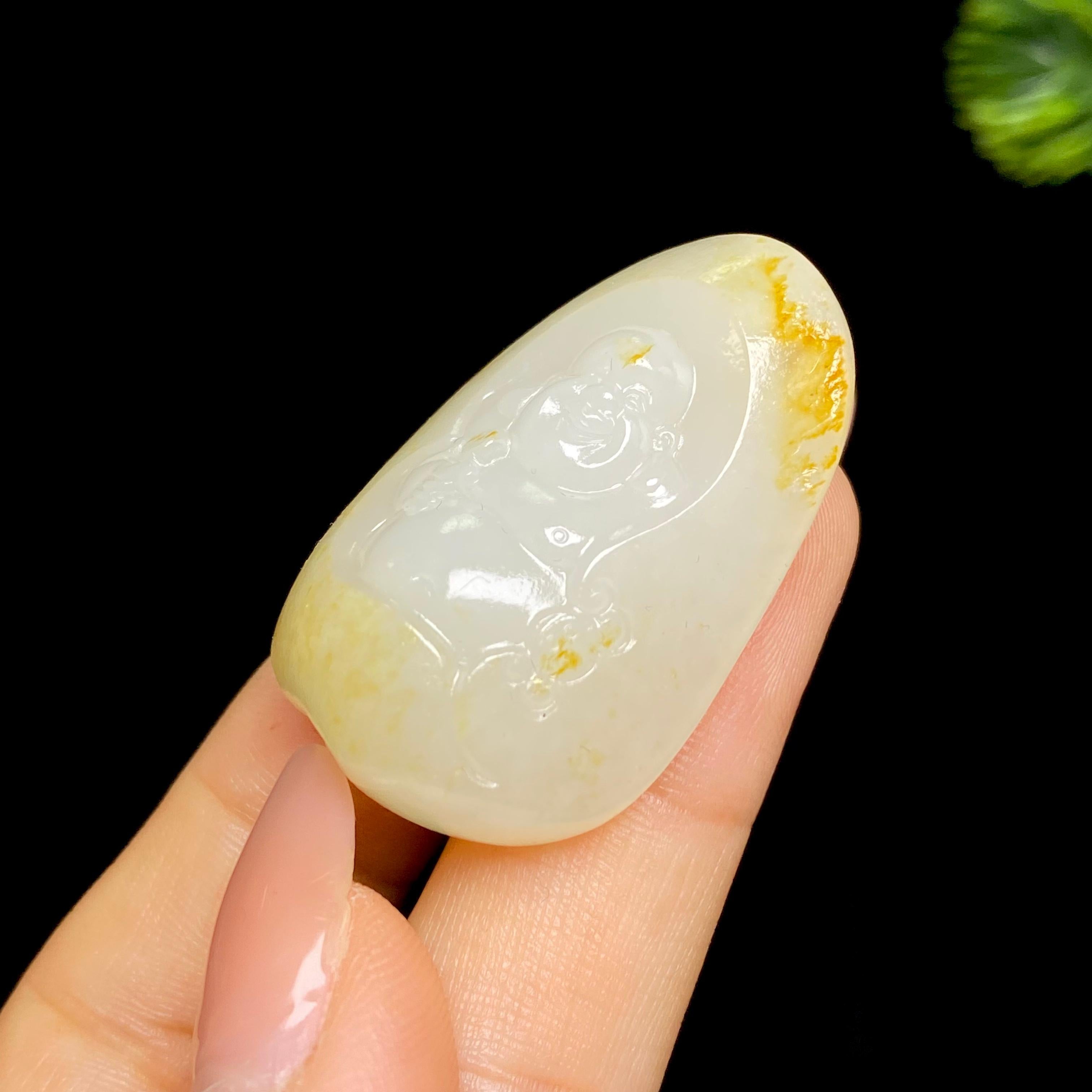 和田玉籽料佛公（20.0g）