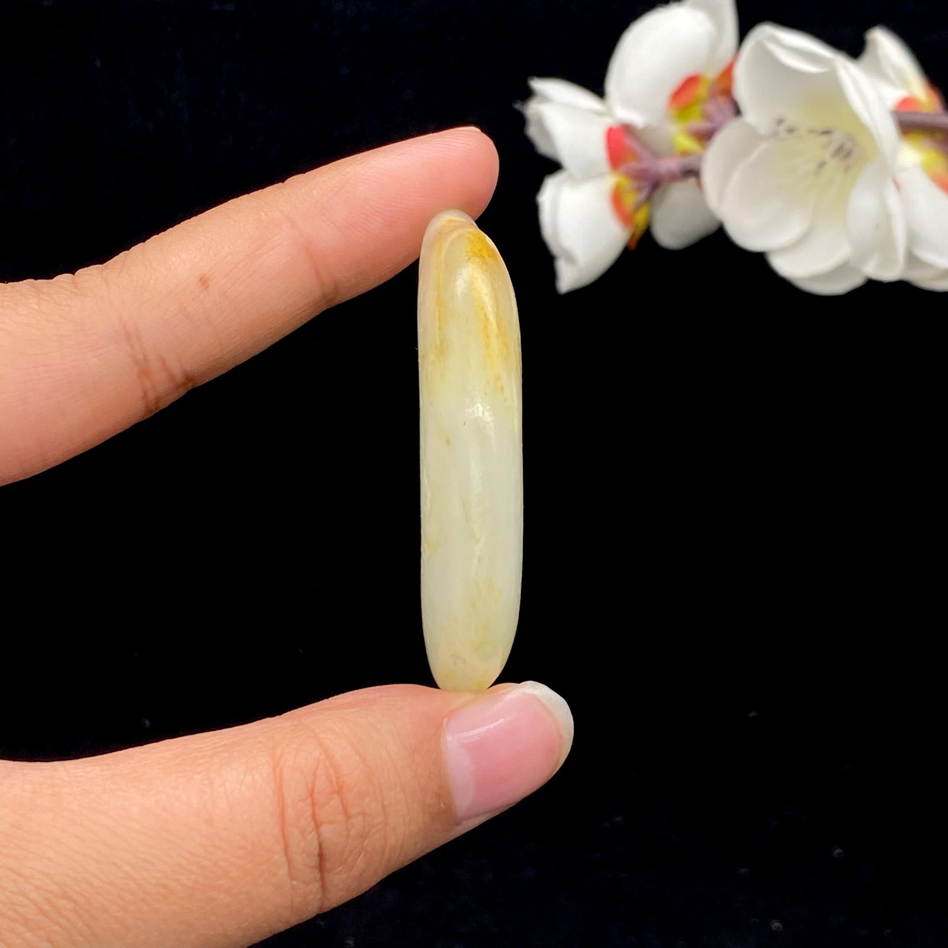 【超值推荐】和田玉黄皮籽料（30.9g）