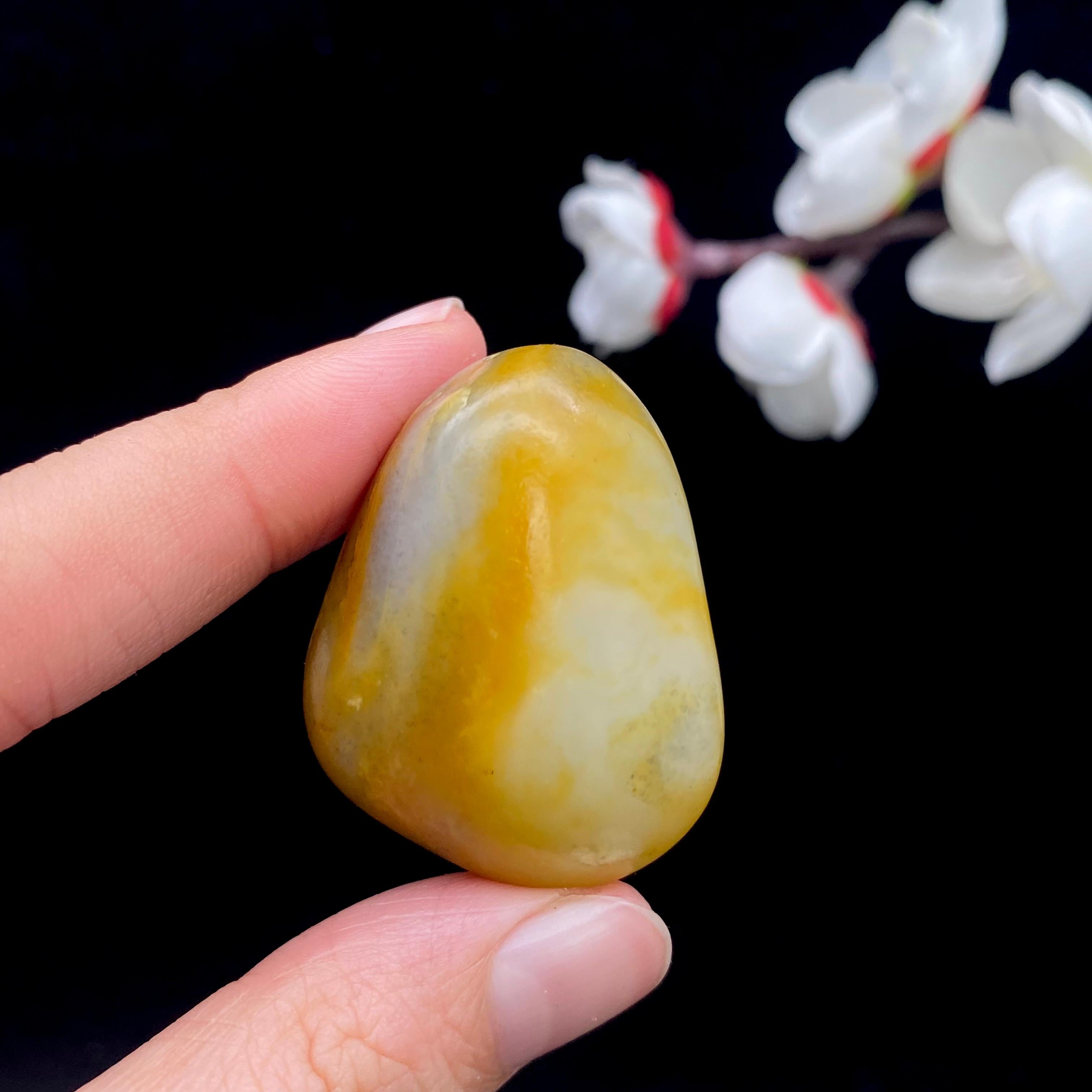 【超值推荐】和田玉聚黄皮籽料挂件（27.3g）