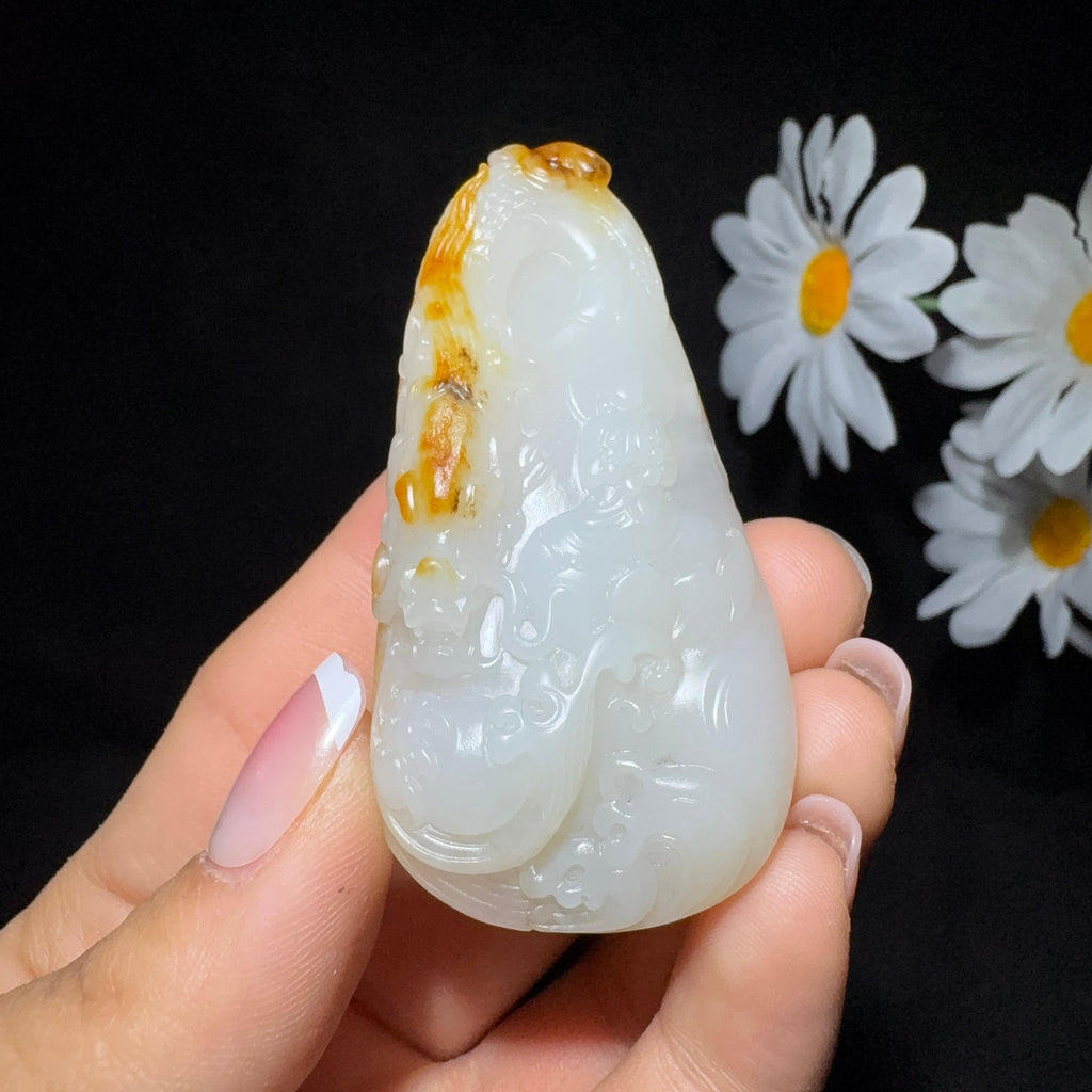 和田玉籽料挂件龙行天下（38.7g）