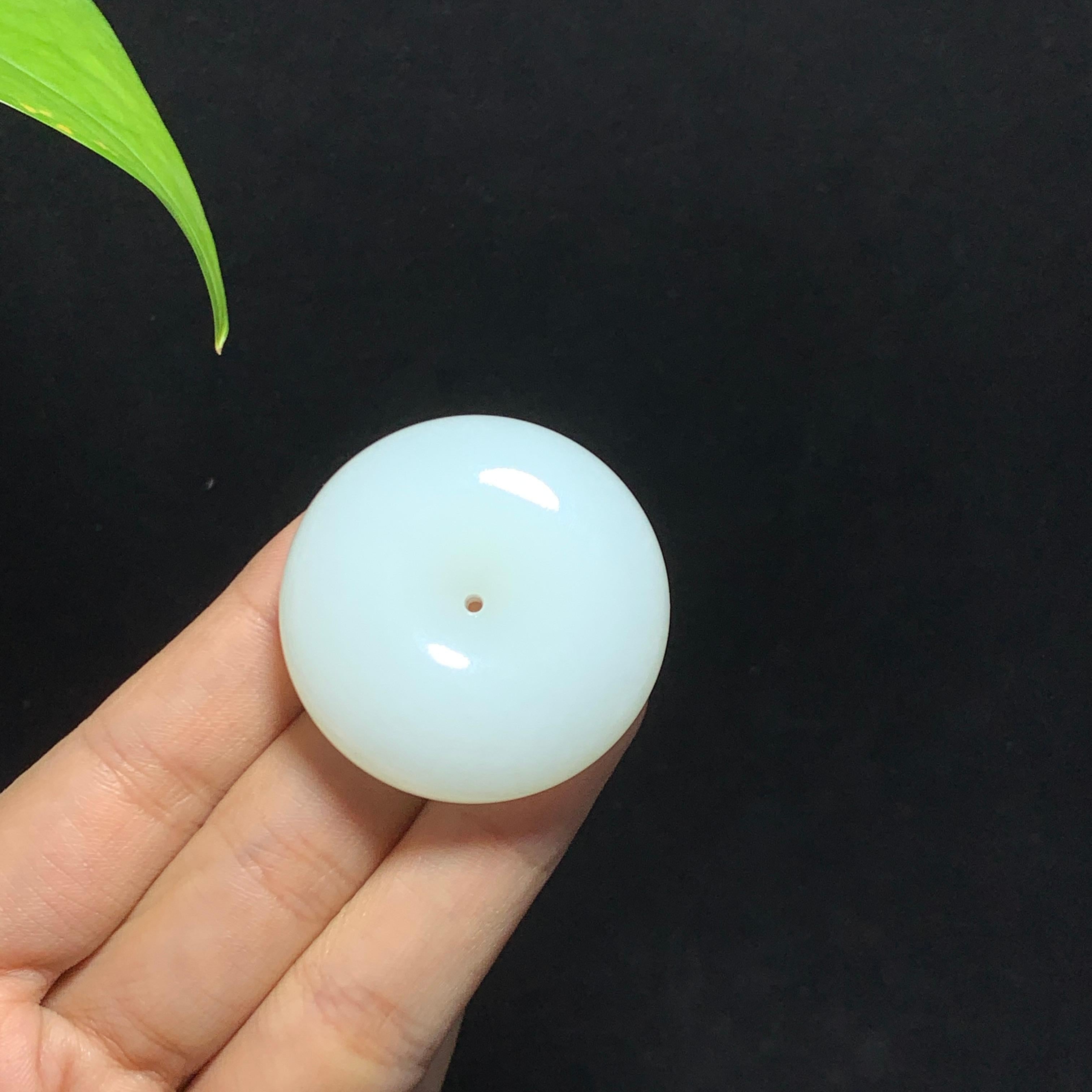 和田山料羊脂白玉平安扣挂件（36.7g）