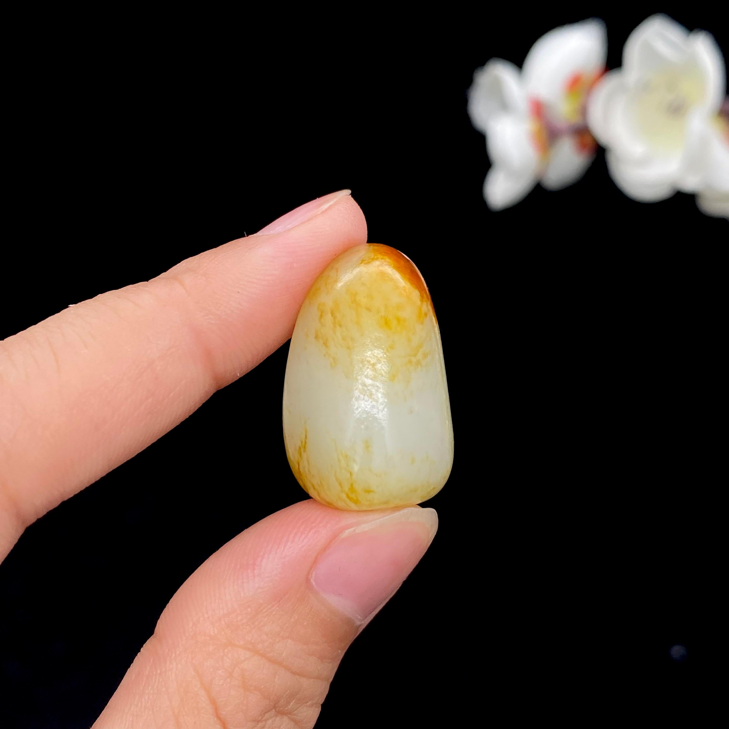 和田玉红皮籽料吊坠籽（11g）