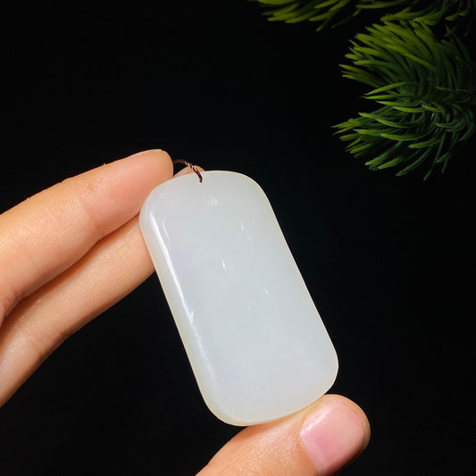 和田玉羊脂白玉无事牌（22.8g）