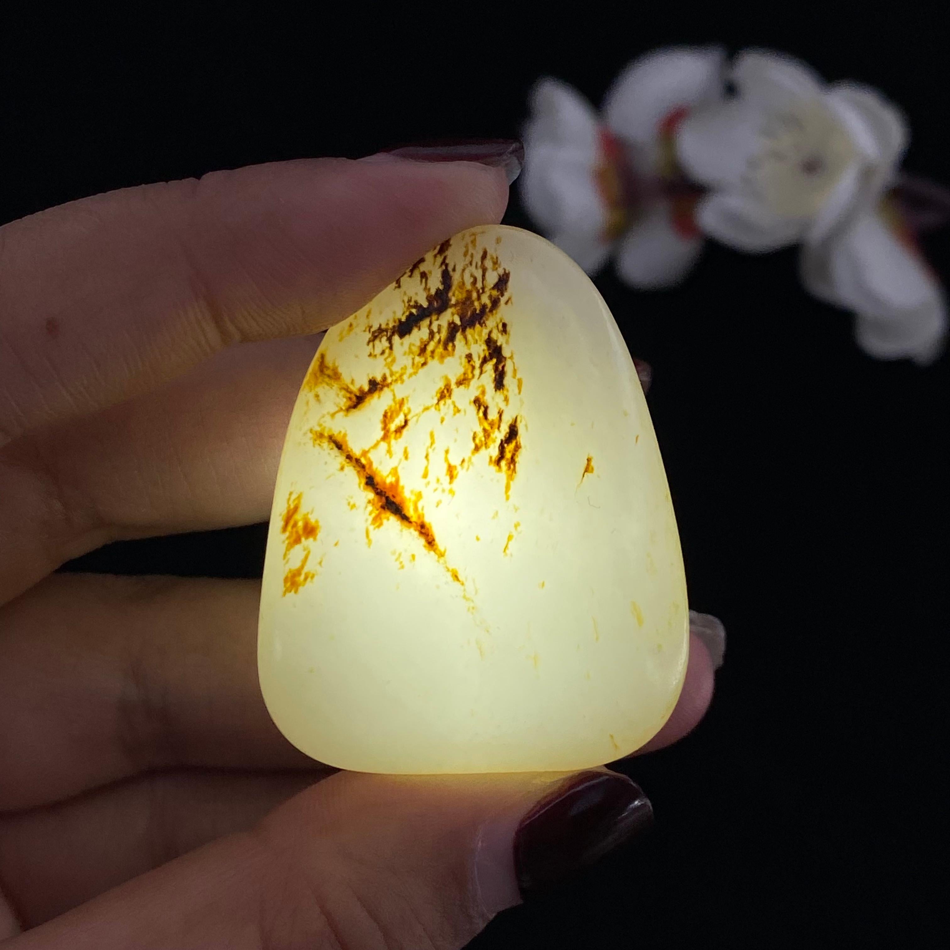 和田玉洒红皮籽料挂件（29.3g）