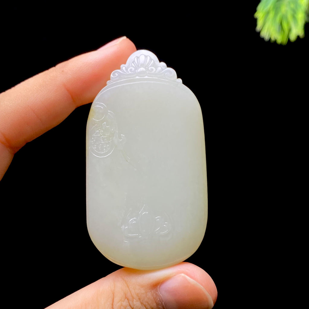 和田玉籽料无事牌（48.9g）