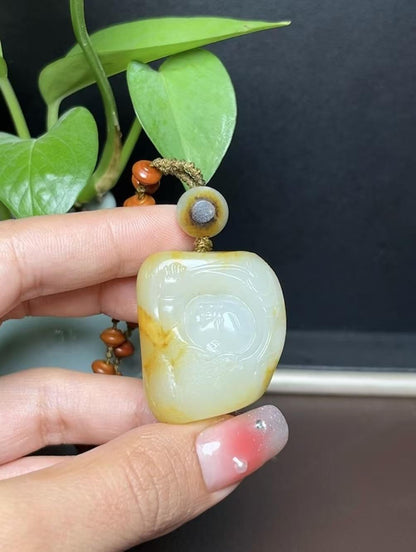 新疆和田玉籽料宝宝佛（58.6g）