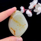 和田玉洒红皮籽料原石（57.3g）