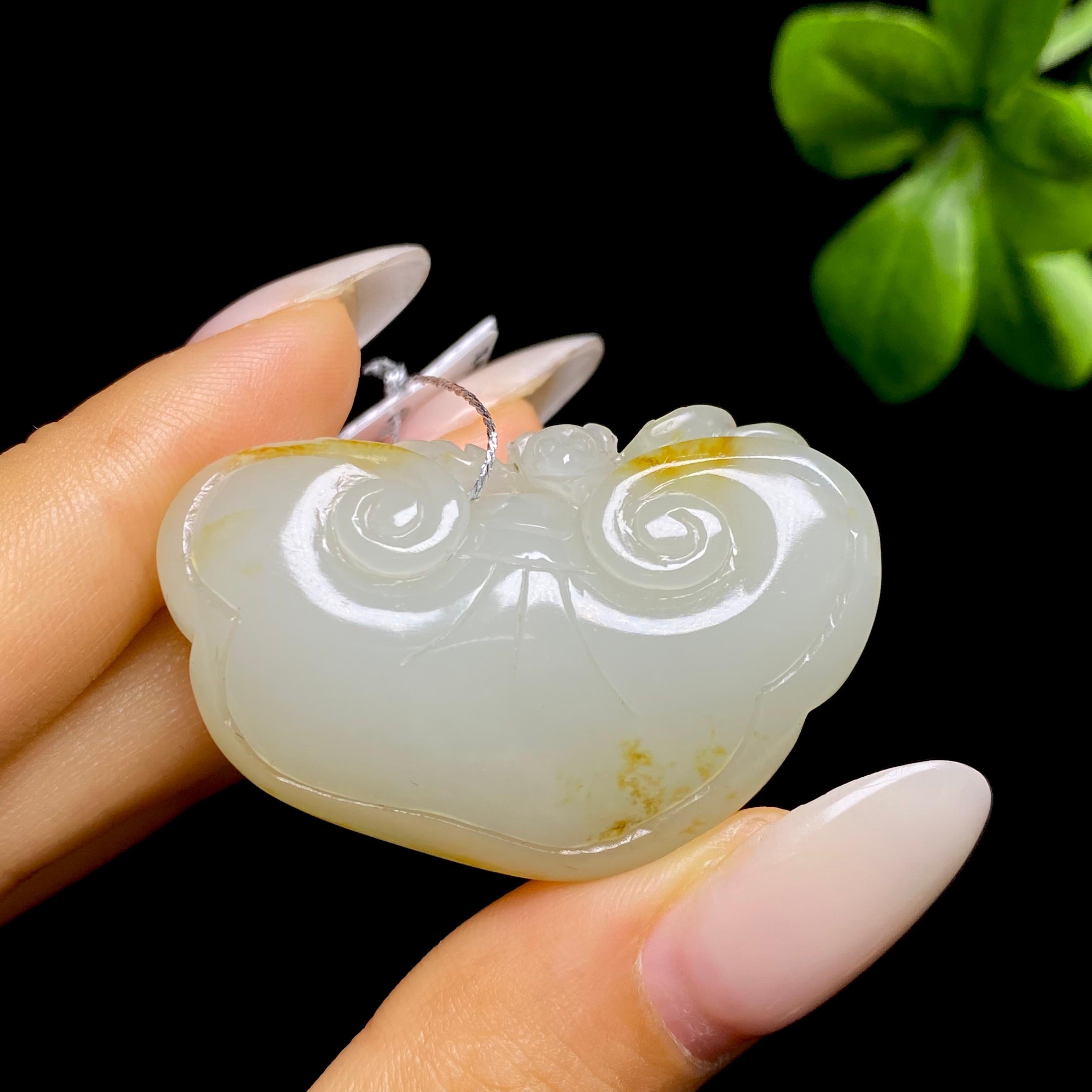 和田玉籽料如意锁HZ2606073049（21.0g）