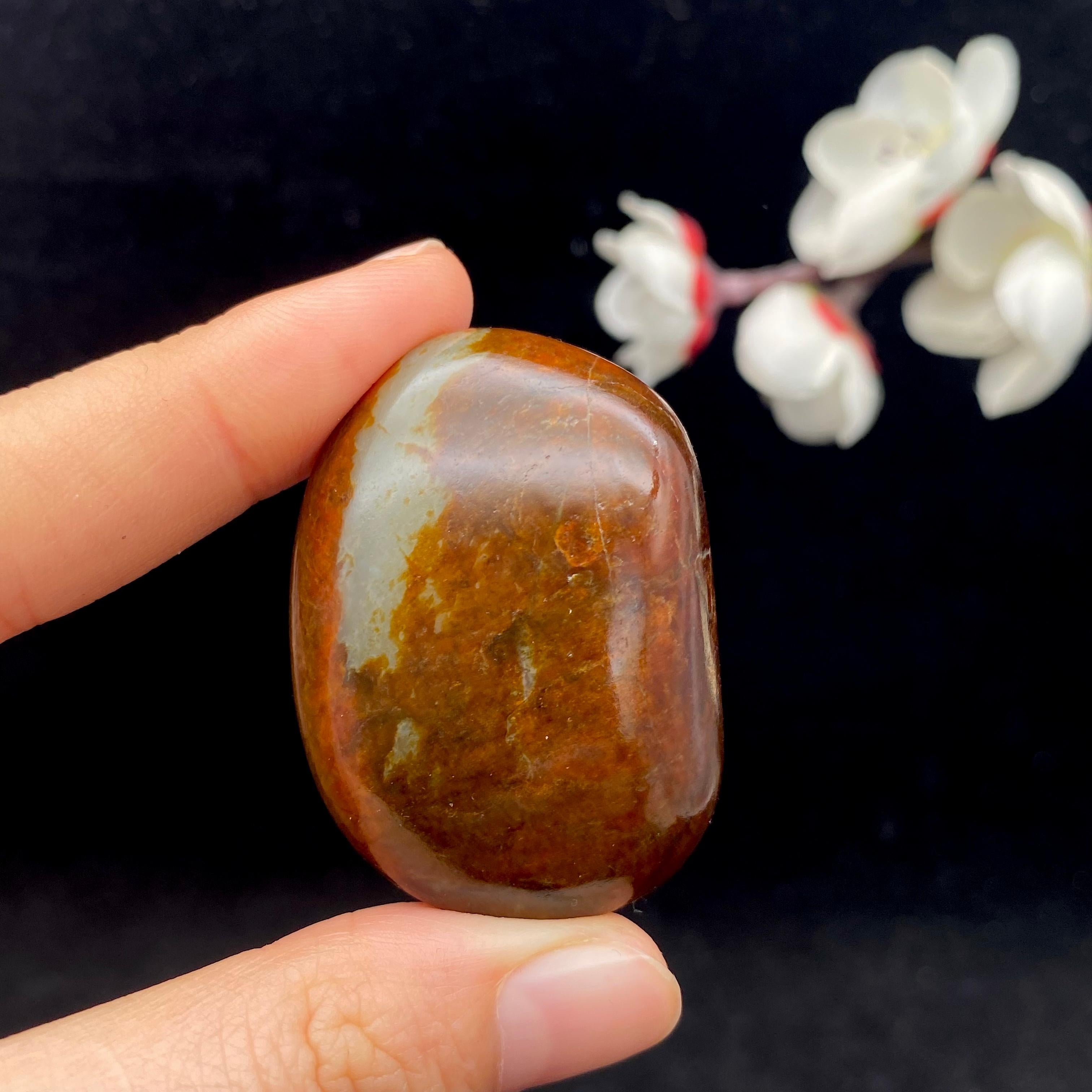 和田玉红沁皮籽料（32.3g）