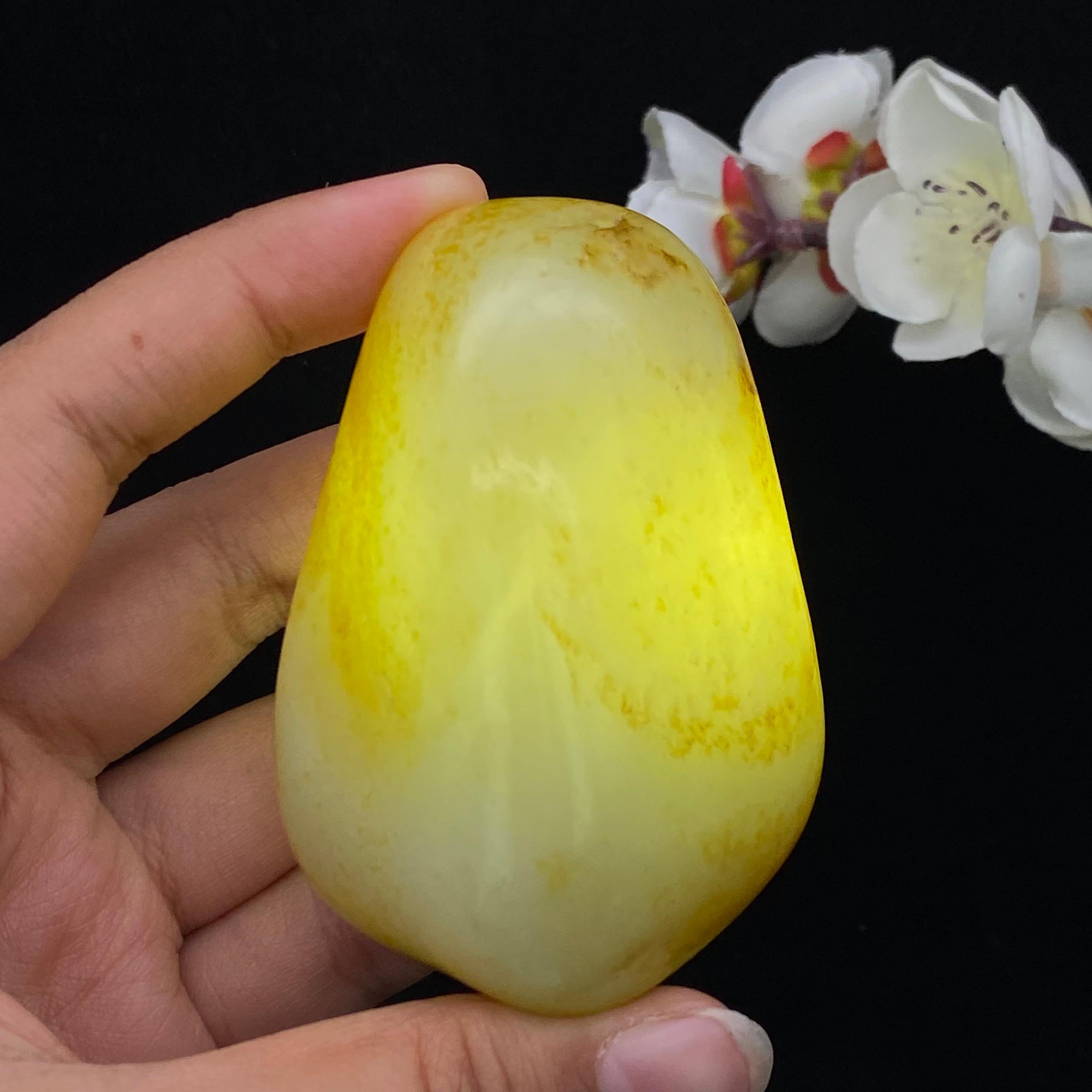 和田玉洒金皮籽料原石（165.5g）