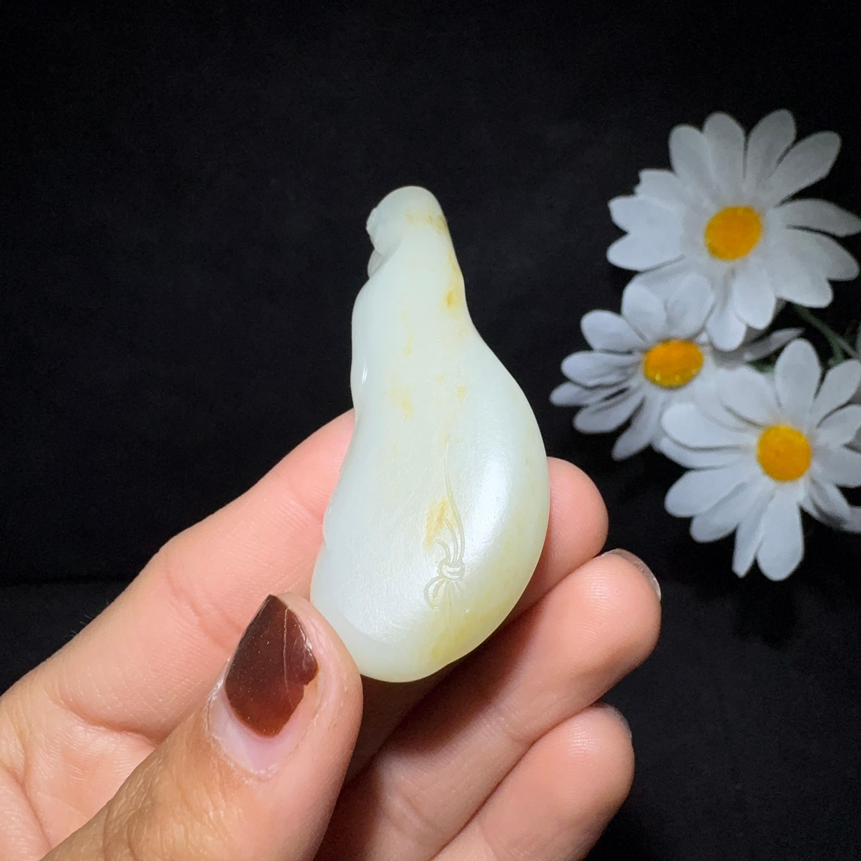 和田玉籽料挂件玉贵人（32.0g）