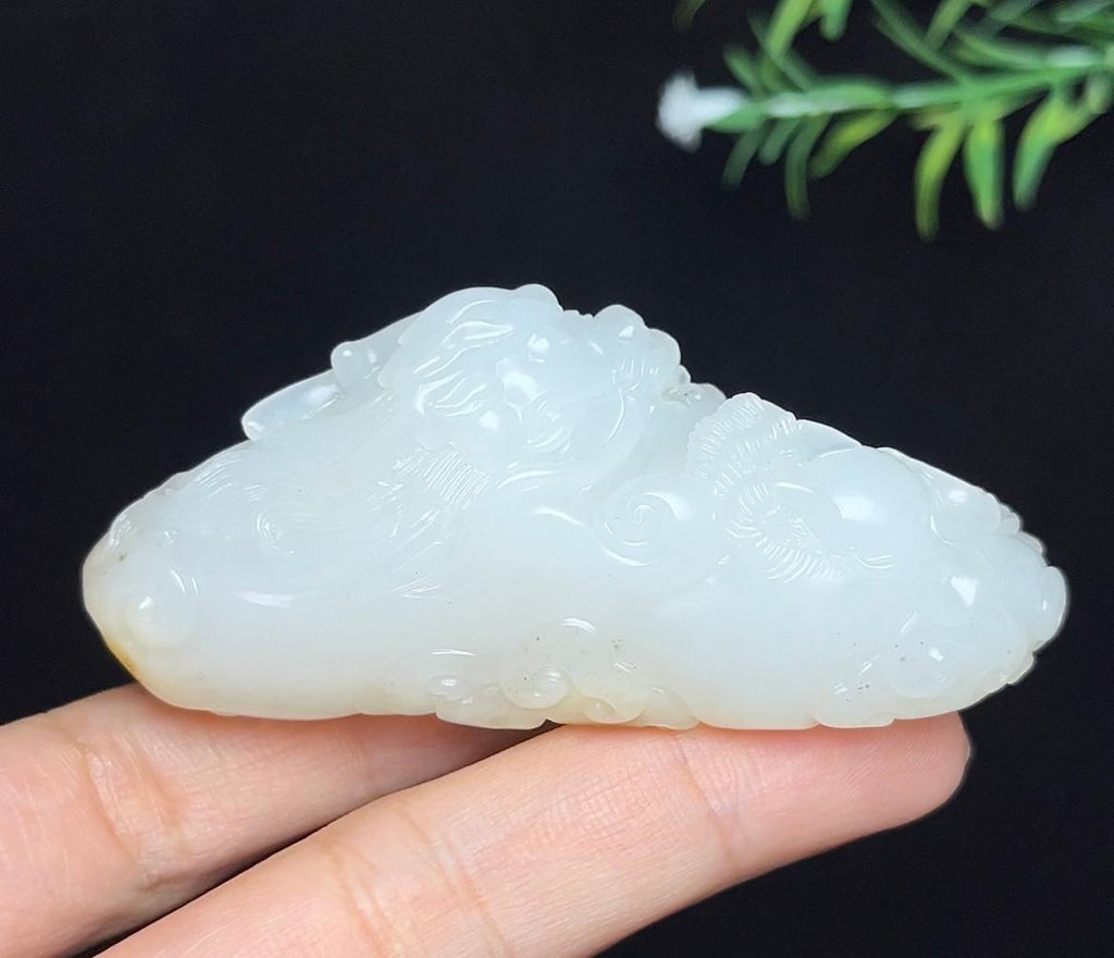 新疆和田玉籽料龙（82.0g）