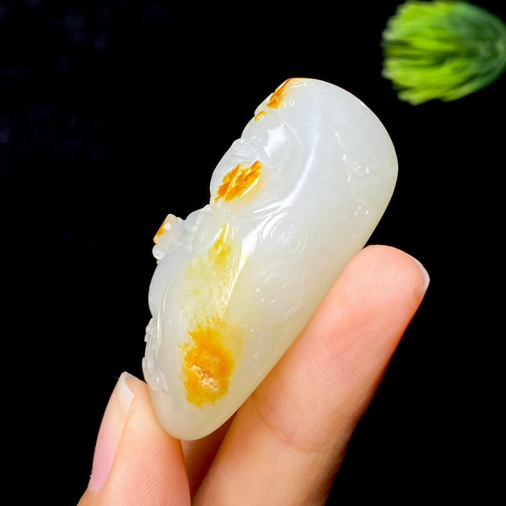 和田玉籽料佛公（40.2g）