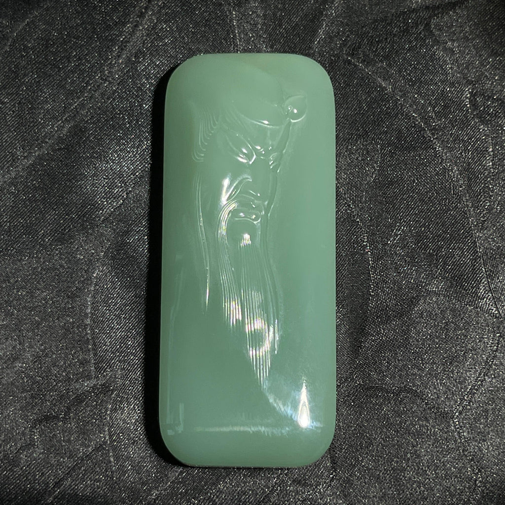 和田玉碧玉粉青关公牌（35.8g）