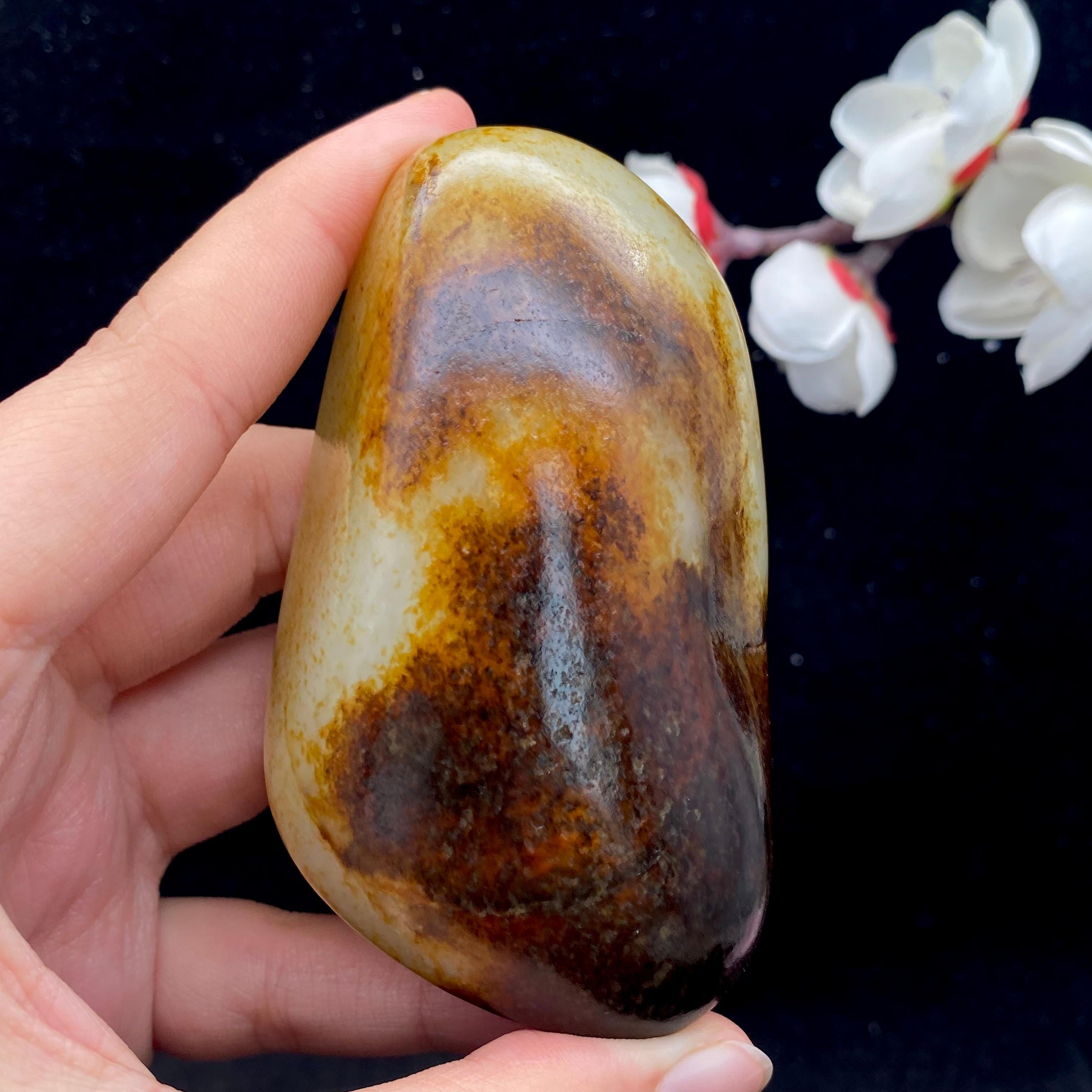 和田玉聚红皮籽料（176g）
