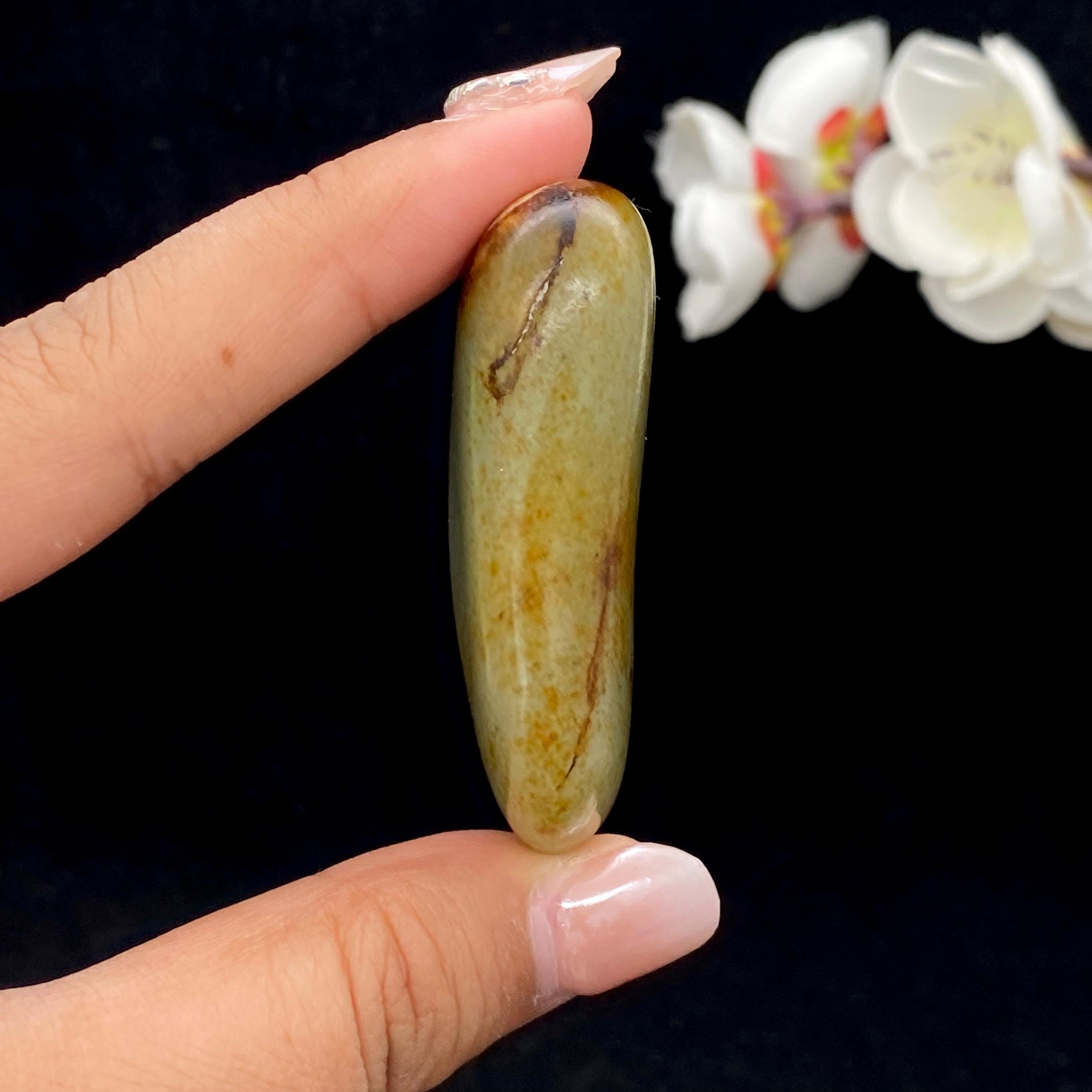 和田玉洒金皮籽料挂件（49.3g）