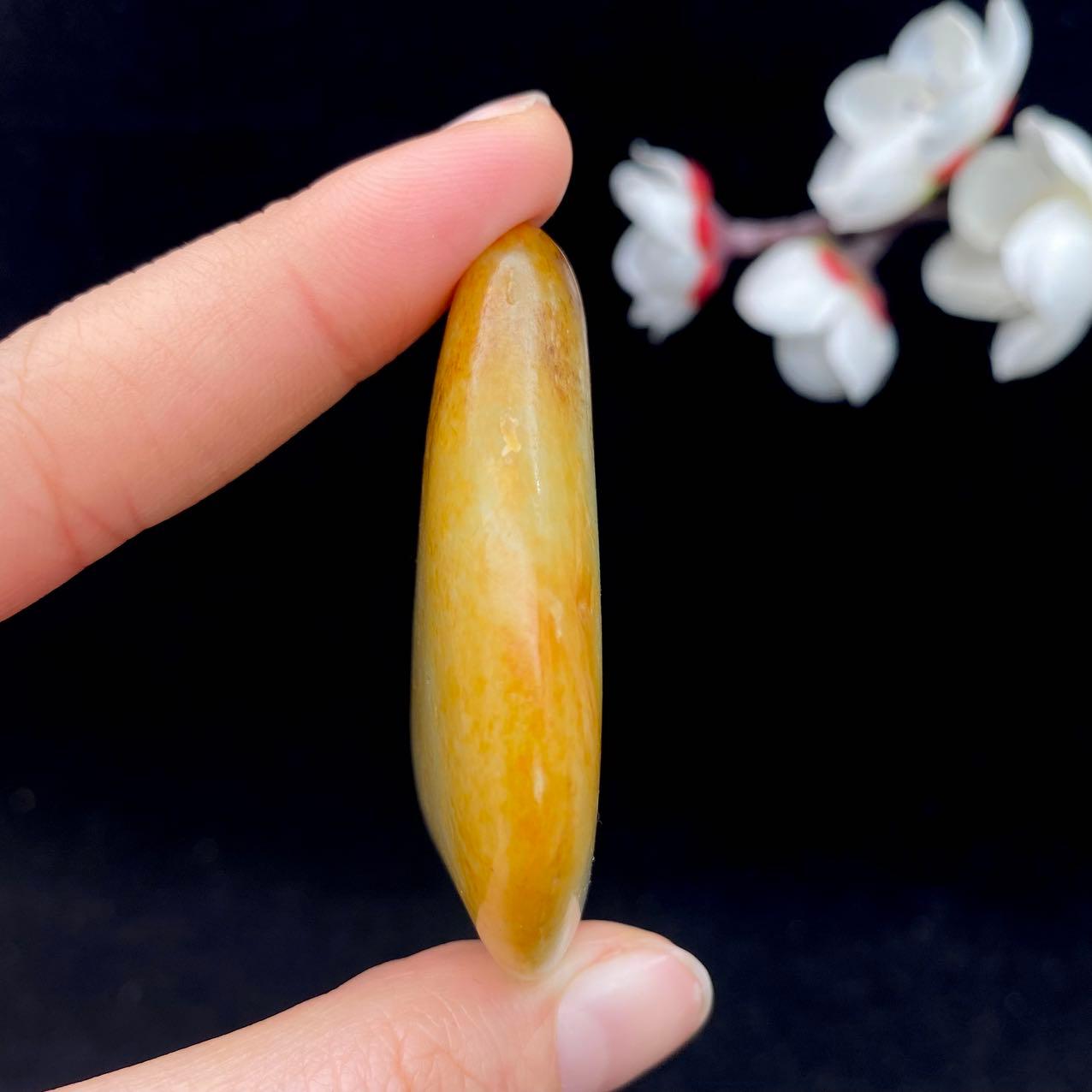 和田玉聚黄皮籽料（41.6g）