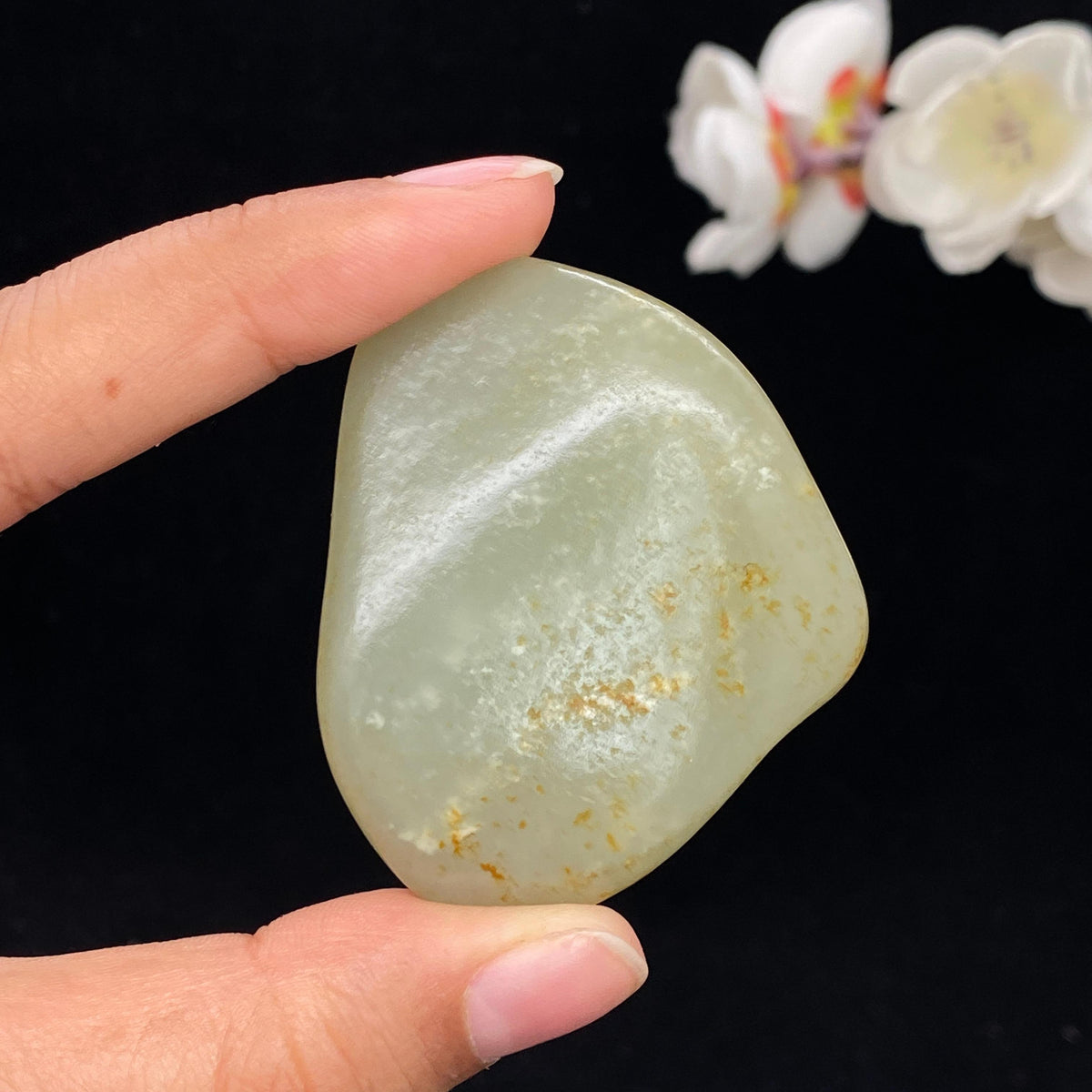 和田玉洒金皮籽料手把件（65.6g）