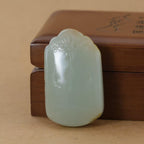 和田玉红皮无事牌吊坠（71g）