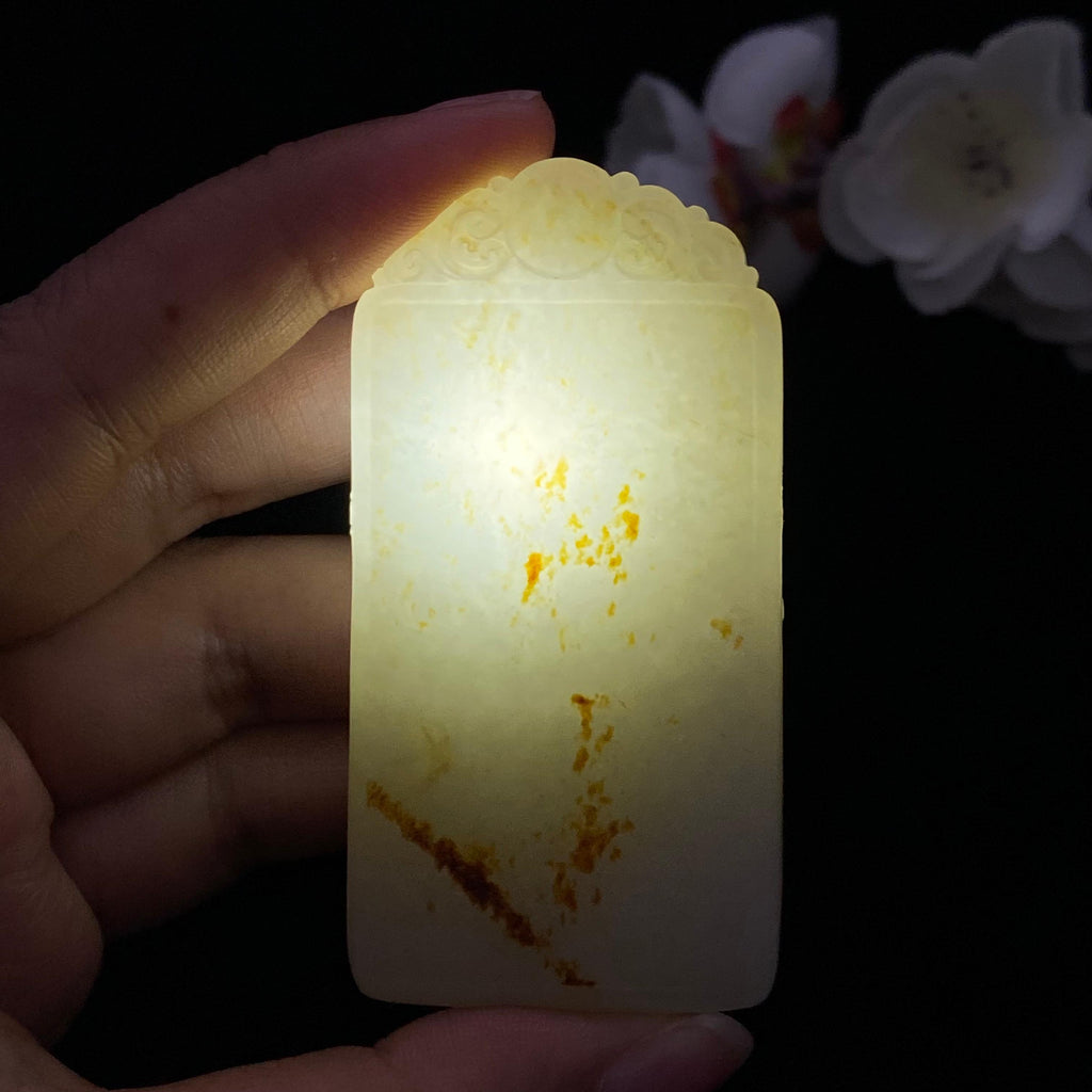 和田玉-洒金皮白肉籽料【平安无事牌】（64.8g）