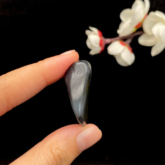 和田玉青花籽料原石（13.2g）