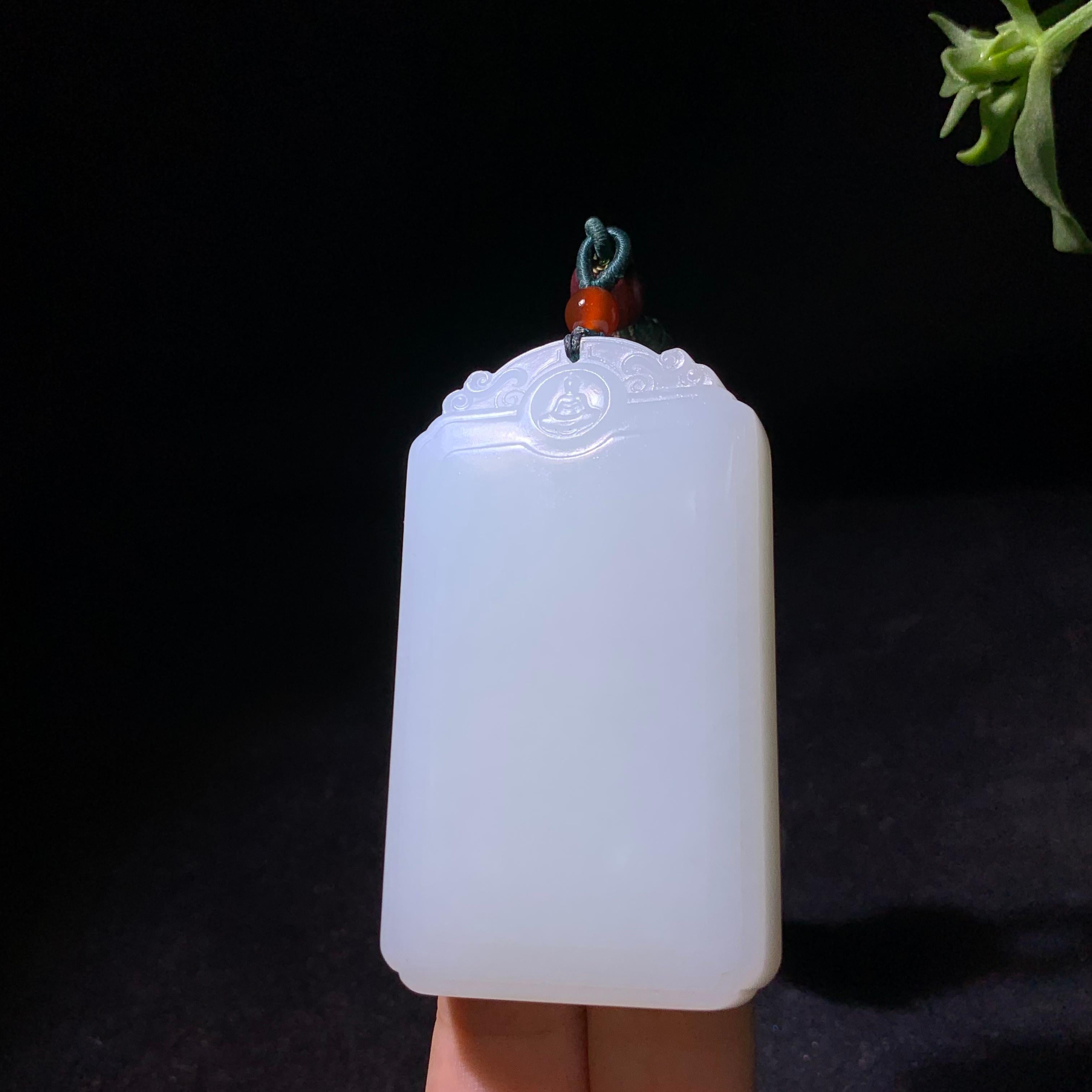 精品和田山料白玉无事牌挂件（91.2g）