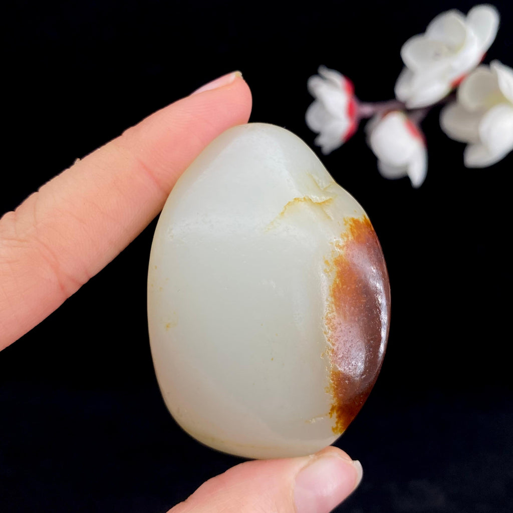 和田玉聚红皮籽料原石（61.1g）