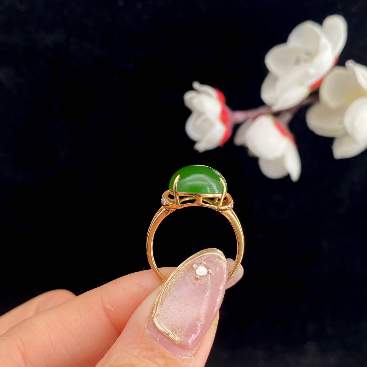 和田玉双圈+戒指（已被预订） 和田玉碧玉18k金镶【戒指】（4g） – 厚德载玉