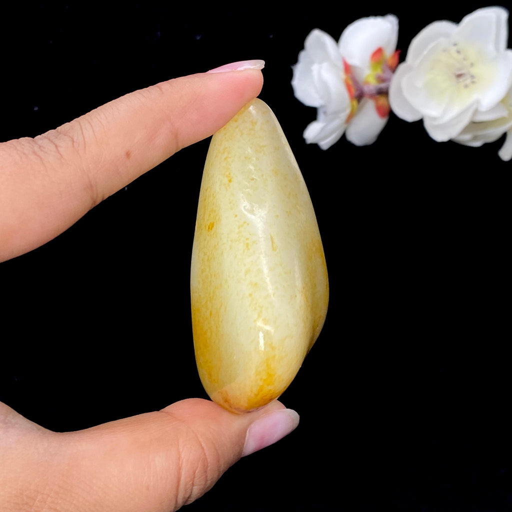 和田玉洒红皮籽料手把件（112.2g）