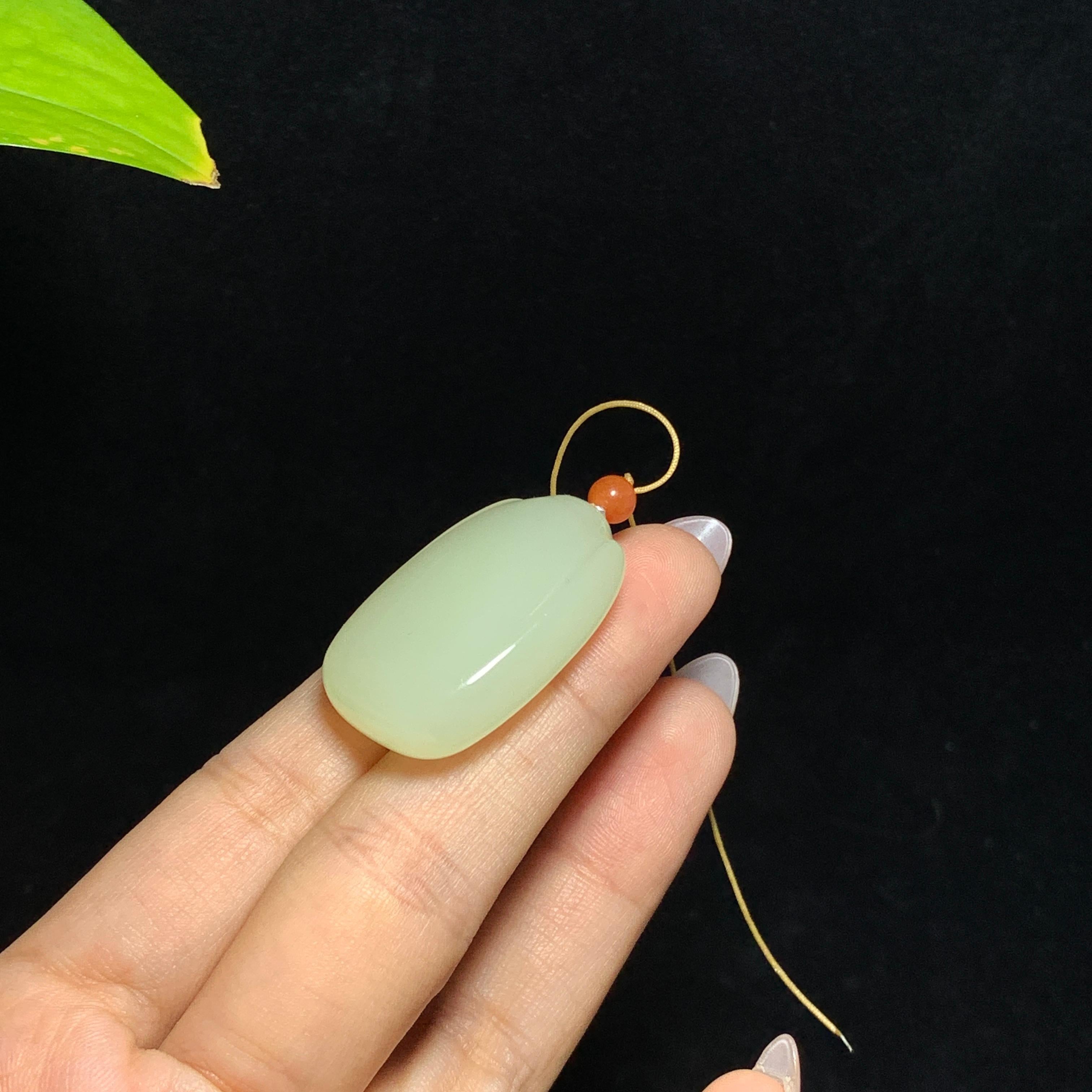 和田山料黄口无事牌挂件（17.3g）