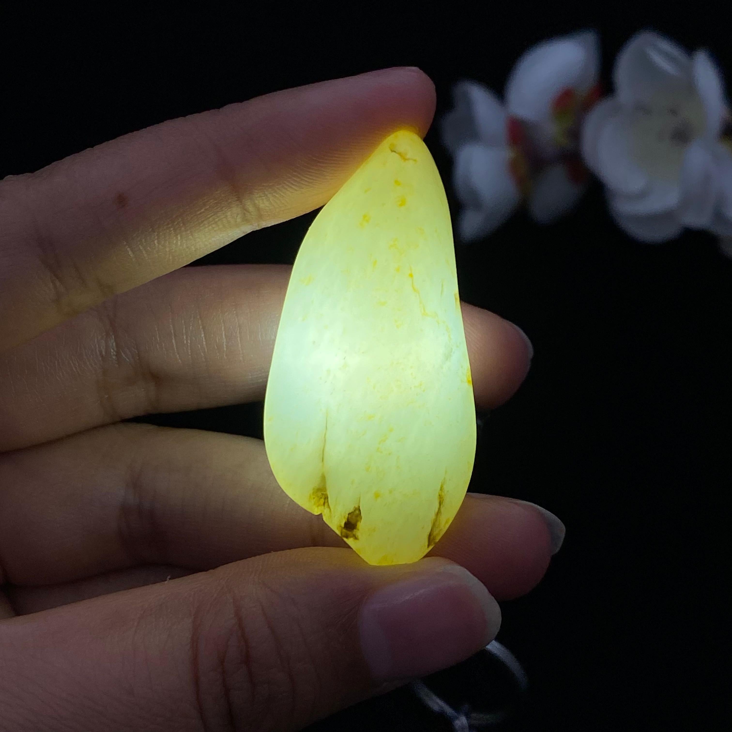 和田玉洒金皮籽料挂件（20g）
