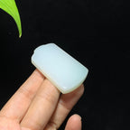 和田山料白玉带翠无事牌（32.3g）