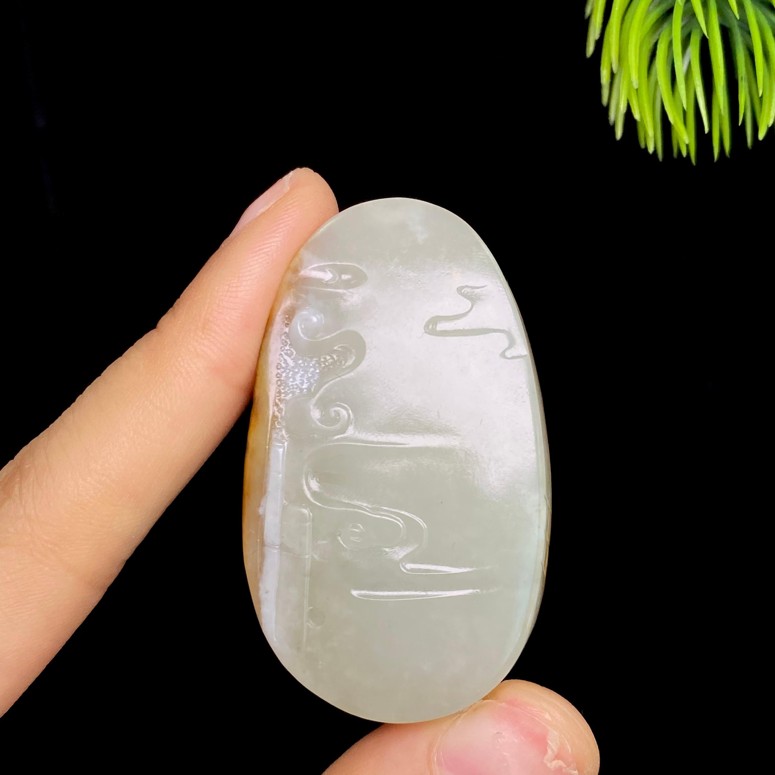 和田玉籽料一念之间（30.6g）