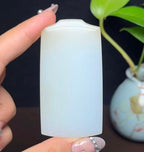 新疆和田玉且末料羊脂玉平安无事牌（66.6g）