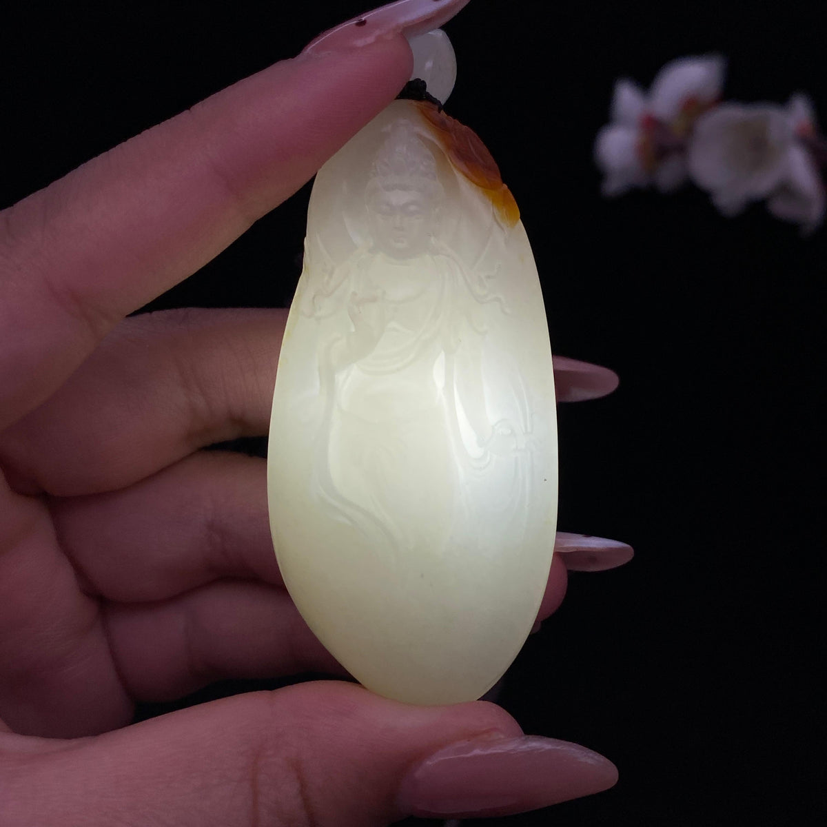 和田玉籽料【观音】挂件（52.4g）