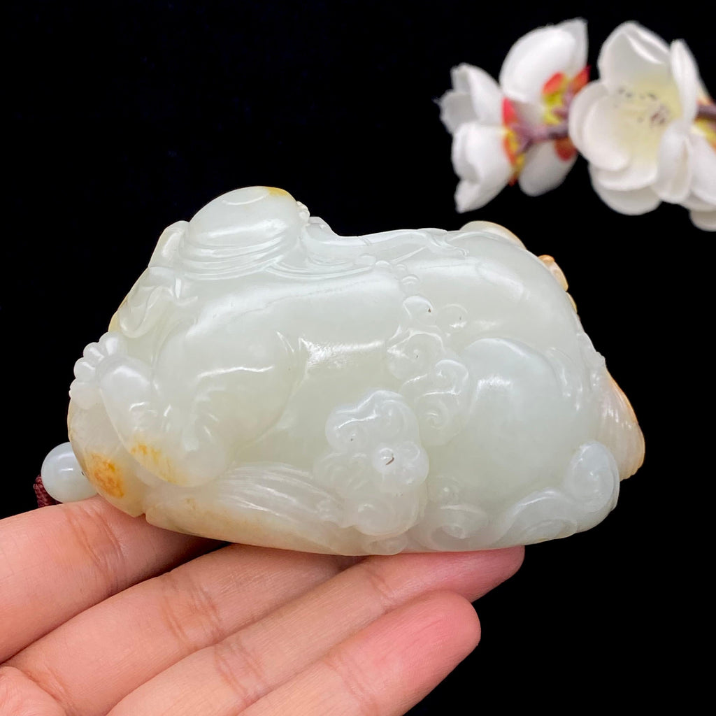 和田玉籽料【太平有象】手把件（380.4g）
