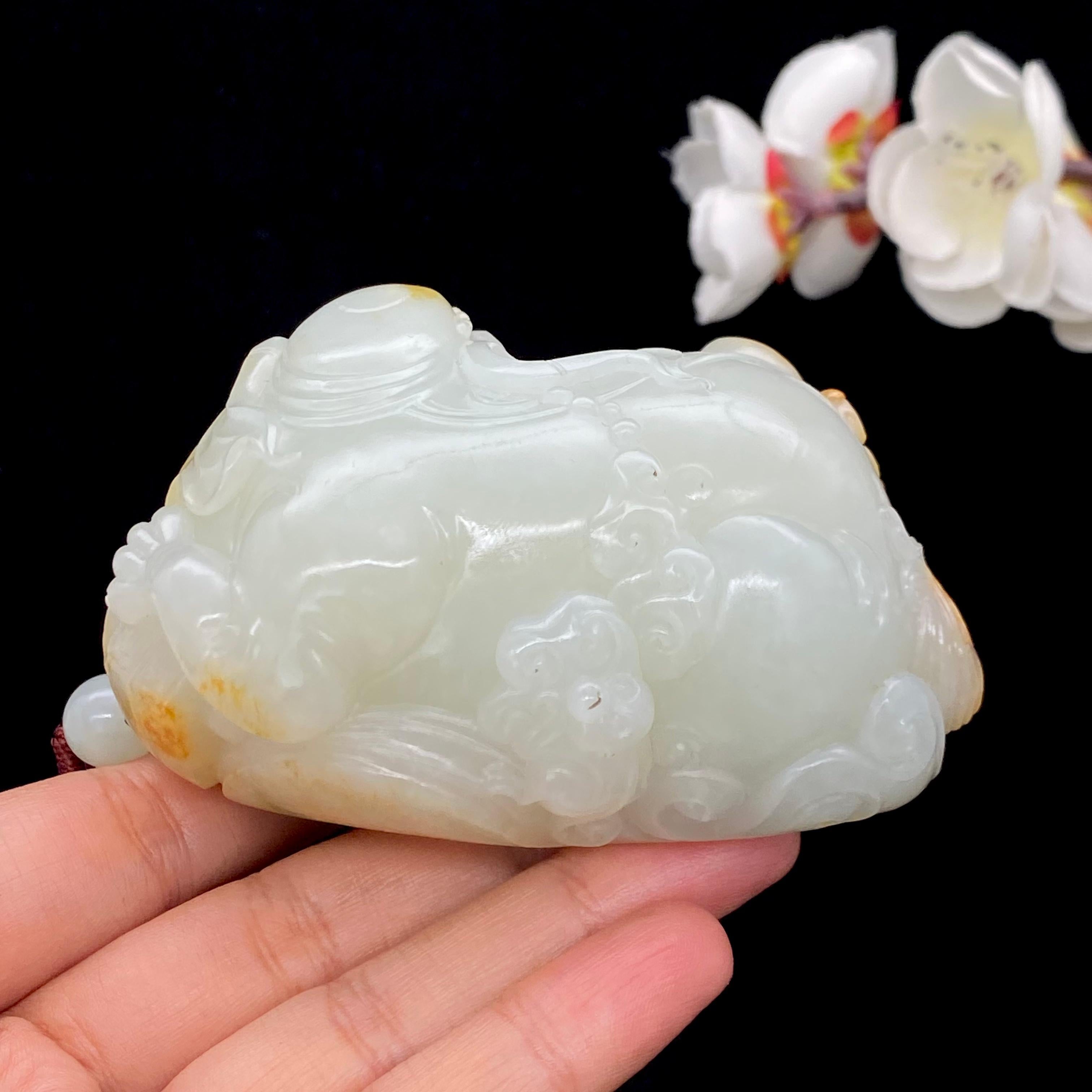 和田玉籽料【太平有象】手把件（380.4g）