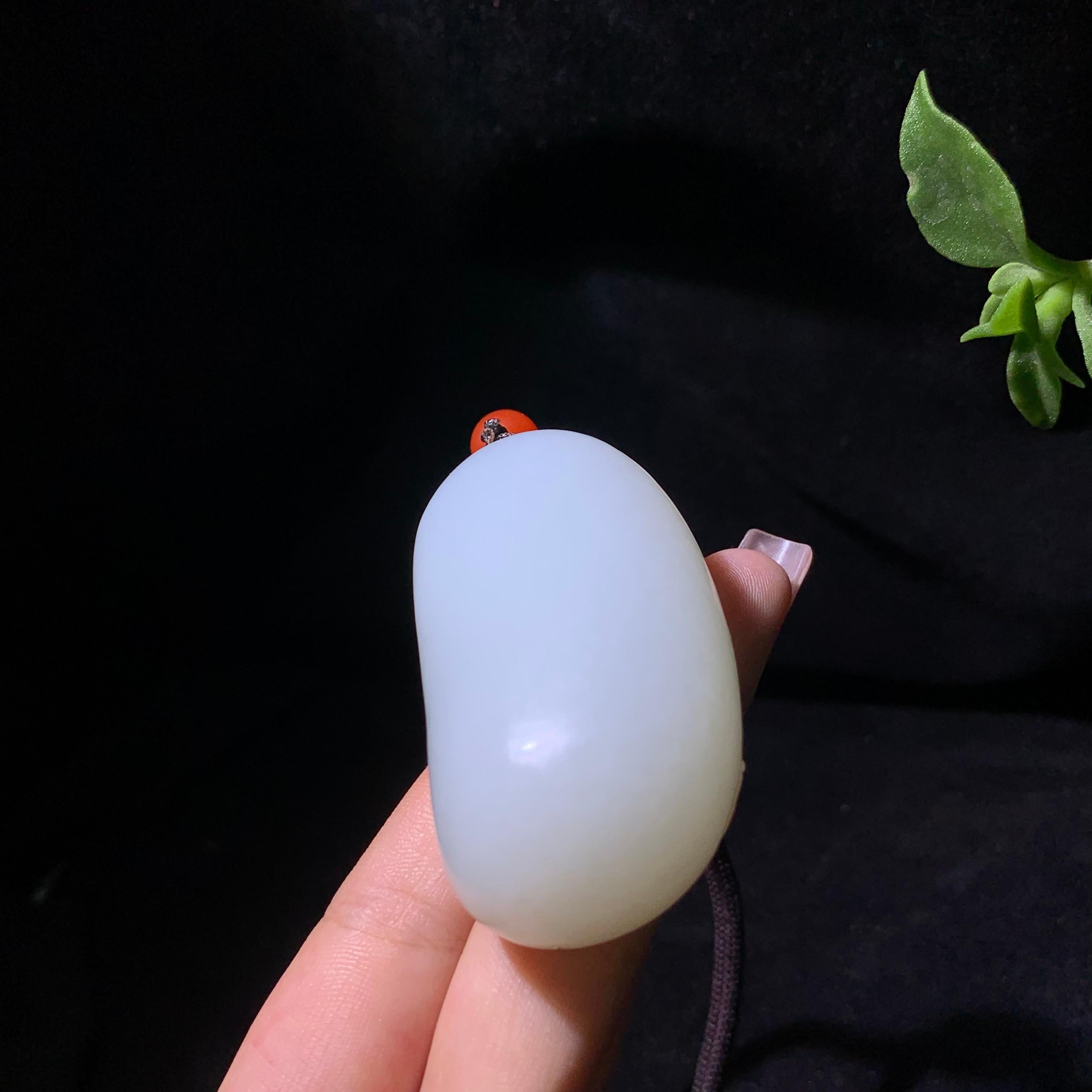 和田籽料一路连科（89.6g）