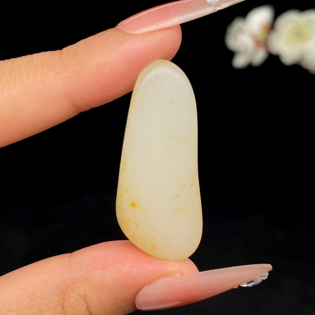 和田玉洒金皮籽料（12.1g）