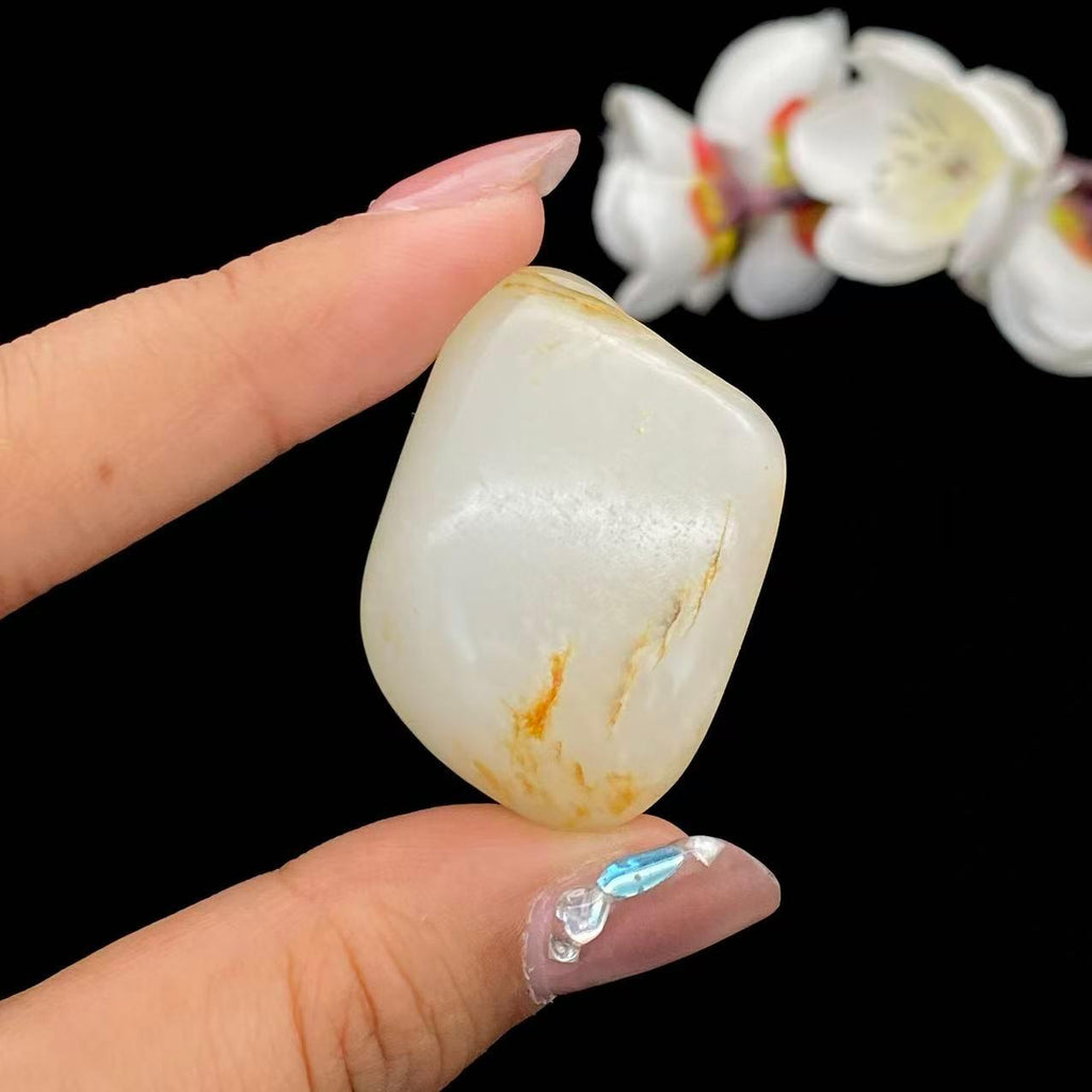 和田玉洒金皮籽料挂件（27.4g）